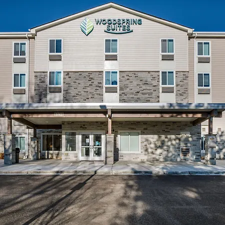 Woodspring Suites Libertyville - Chicago